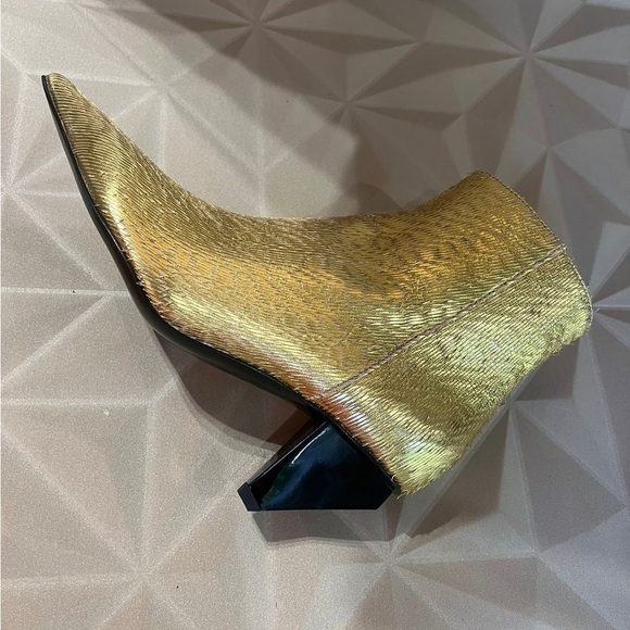 AGL MADE IN ITALY Gold Women's Ankle Boots Diamond shaped heel| size EU39 - Picture 10 of 10